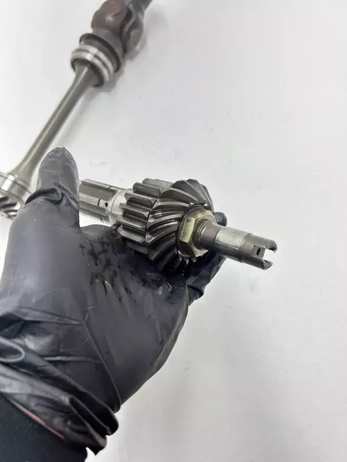1999 99 Arctic Cat 300 4x4 OEM Output Drive Shaft Driveshaft Bevel Gears Trans