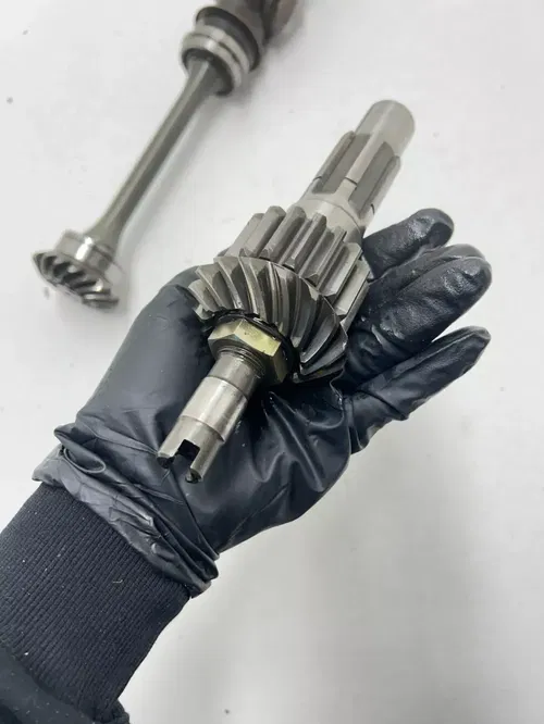 1999 99 Arctic Cat 300 4x4 OEM Output Drive Shaft Driveshaft Bevel Gears Trans