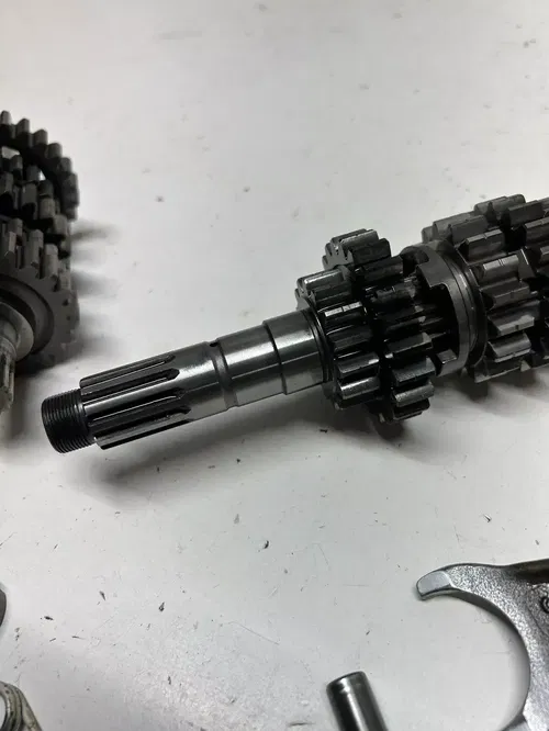 2002 02 Honda CRF450R Crf 450 r OEM GOOD Trans Transmission Gear Shaft Fork Drum