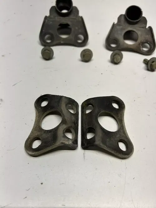 1983 83 HONDA XR200R xr 200 r LOT OEM Gas Tank Mount Support Boot Free Ship