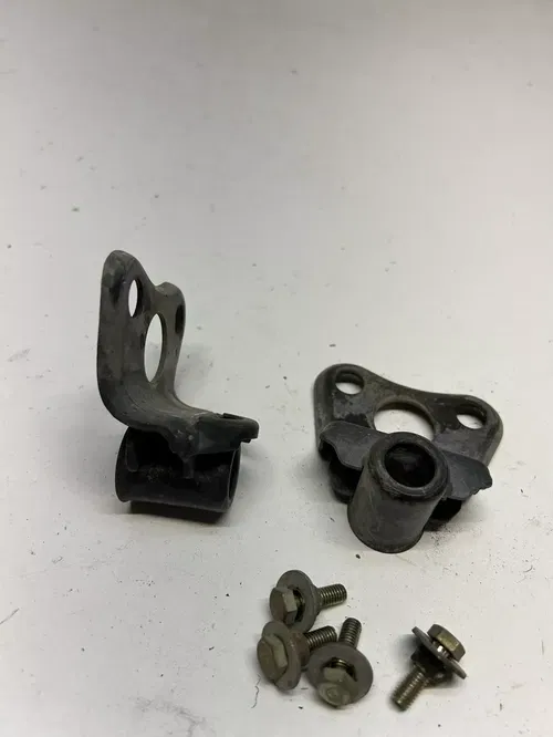 1983 83 HONDA XR200R xr 200 r LOT OEM Gas Tank Mount Support Boot Free Ship