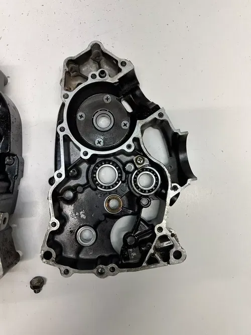 2001 01 Kawasaki KE100 ke 100 NICE! Engine Crankcase Cases Case Motor Free Ship