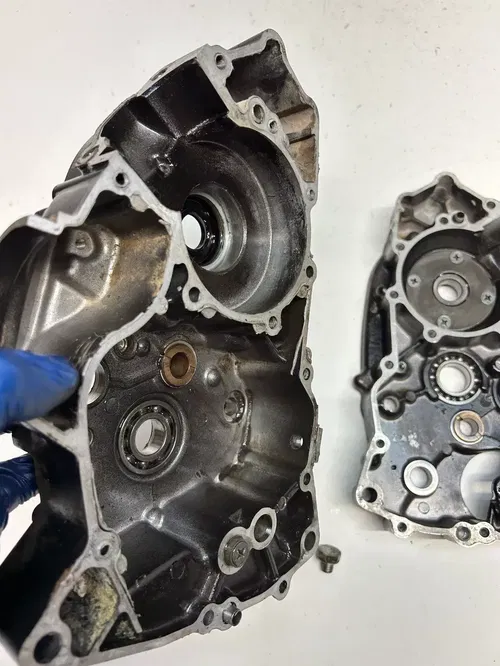 2001 01 Kawasaki KE100 ke 100 NICE! Engine Crankcase Cases Case Motor Free Ship