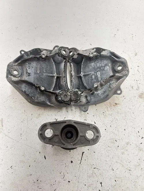 12 2012 Sea-Doo GTI 155 SE Jet Ski OEM GOOD! Engine Mounts Motor Bracket Mount