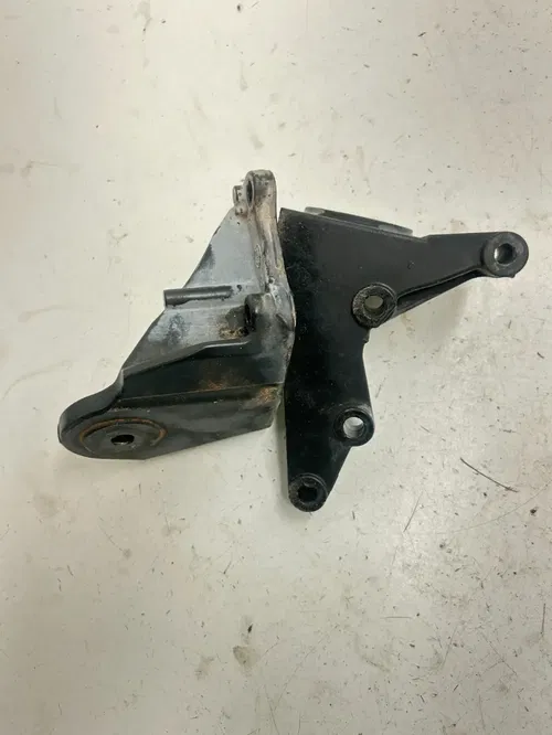 12 2012 Sea-Doo GTI 155 SE Jet Ski OEM GOOD! Engine Mounts Motor Bracket Mount