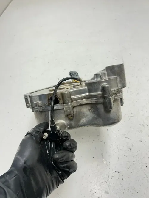 20 2010 Polaris Ranger 800 XP 4x4 OEM Engine Stator Cover Inner Outer Water Pump