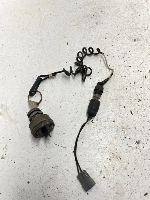 97 1997 Ski Doo Formula S Rotax 380 OEM Untested Ignition Key Switch Tether