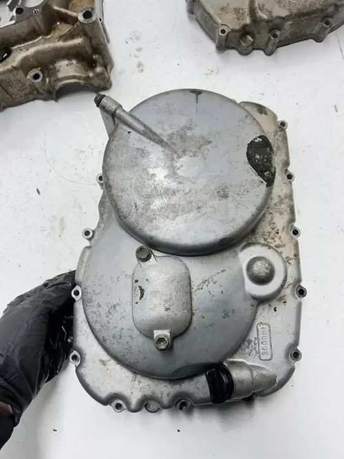 2004 Suzuki Eiger 400 LTF 4x4 OEM GOOD Crankcase Case Engine Motor Stator READ D