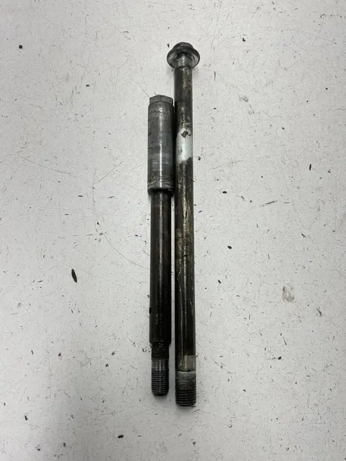 86 1986 Honda XL250R Xl 250 R OEM Front Axle Swing Arm Shaft Spacer Nut Bolt