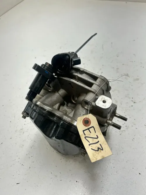 24 2024 Can-Am HD10 Defender Commander OEM Front Rear Cylinder Head Cam Rocker ￼