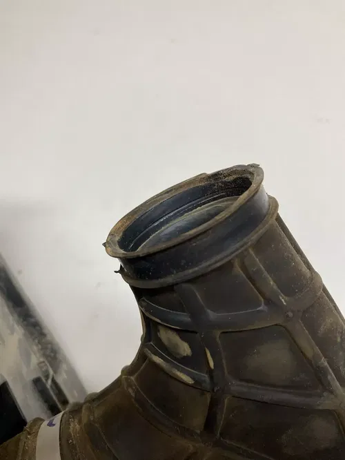 2014 14 POLARIS SPORTSMAN 550 EPS EFI GOOD Air Box Rubber Boot Filter Lid