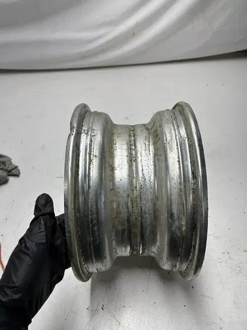 1985 85 Yamaha Big Wheel 200 BW200 OEM Front Wheel Rim Aluminium