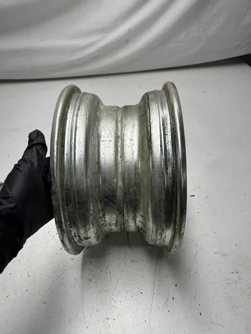 1985 85 Yamaha Big Wheel 200 BW200 OEM Front Wheel Rim Aluminium