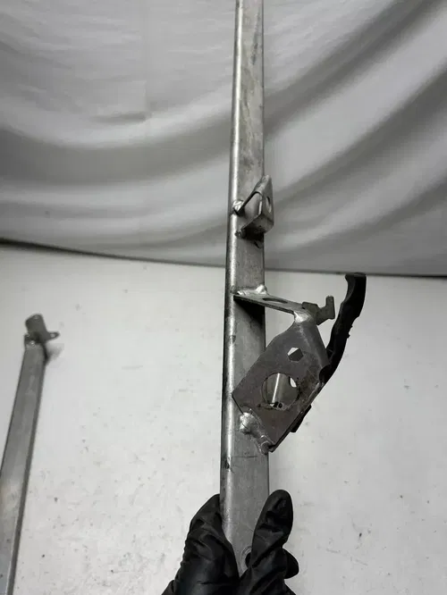 2004 04 Ski-doo Summit 800 Highmark 151" OEM LOT Frame Pyramid Bracket Bar Mount
