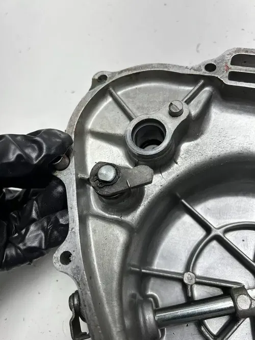 1979 79 Honda XR500 Xr 500 OEM GOOD! CLUT u Cover Case Decompression Arm Post
