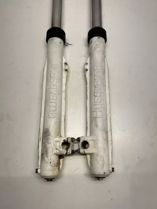 1985 85 HUSQVARNA WR125 wr 125 DAMAGE! Front Fork Forks Suspension Spring Tube