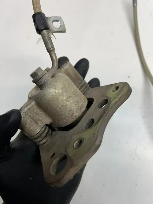 2006 POLARIS SPORTSMAN 500 HO EFI 4x4 OEM GOOD! Front Brake Caliper Master Line