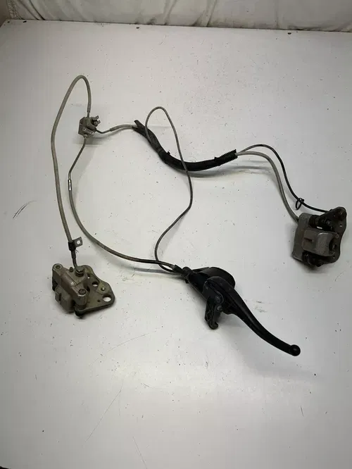 2006 POLARIS SPORTSMAN 500 HO EFI 4x4 OEM GOOD! Front Brake Caliper Master Line