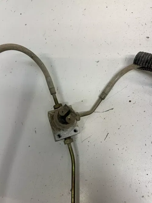 2006 POLARIS SPORTSMAN 500 HO EFI 4x4 OEM GOOD! Front Brake Caliper Master Line