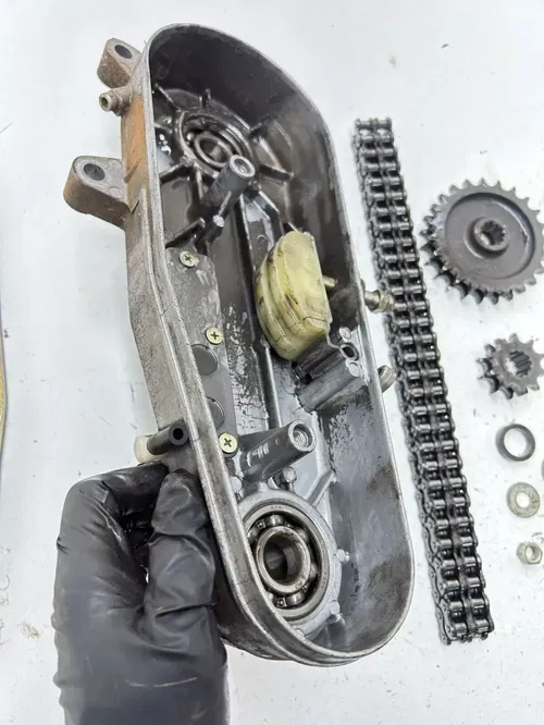 85 1985 Yamaha Enticer 340 T  NICE! OEM Chain Case Cover Gear Sprocket Chain