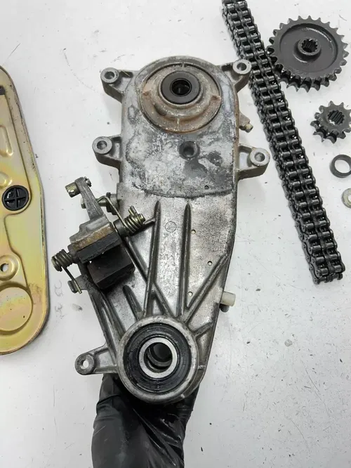 85 1985 Yamaha Enticer 340 T  NICE! OEM Chain Case Cover Gear Sprocket Chain