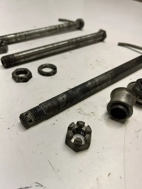 1979 79 YAMAHA IT 175 It175 OEM Front Rear Back Axle Shaft Swingarm Spacer Adjus