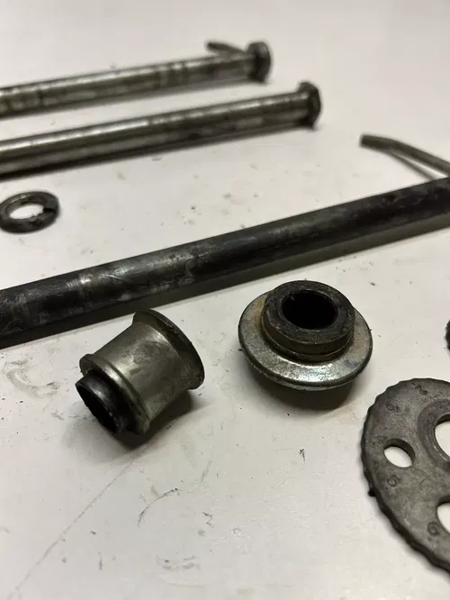 1979 79 YAMAHA IT 175 It175 OEM Front Rear Back Axle Shaft Swingarm Spacer Adjus