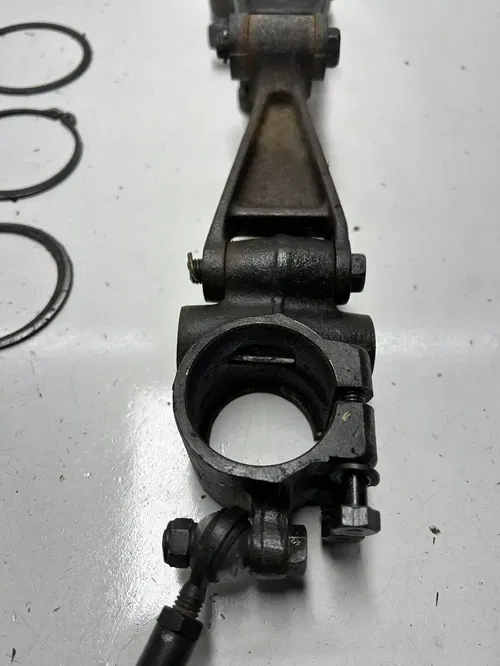 1985 85 YAMAHA PHAZER 480 PZ480 EJ OEM NICE! Front Shock Strut Tss Linkage Pogo