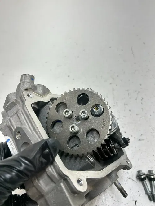 23 2023 Can-Am Defender Hd 10 Lonestar OEM Front Rear Cylinder Head Cam Rocker