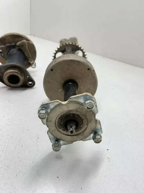03 2003 Polaris Sportsman 90 2 Stroke 2x4 OEM Rear End Axle Hub Carrier Brake