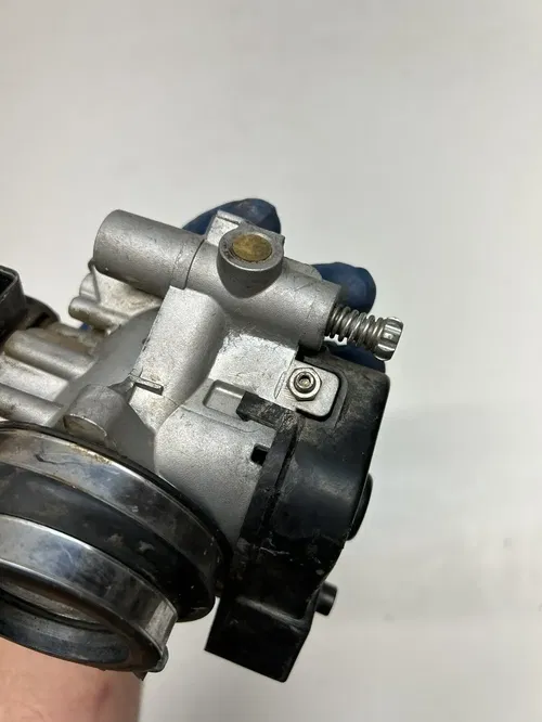 2011 Husqvarna TXC250i txc 250 i OEM Throttle Body Injector Sensor Intake Boot