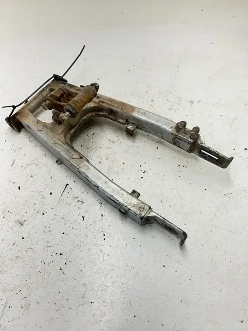 94 1994 Honda XR80R Xr 80 r OEM GOOD! Swing Arm Swingarm Suspension Dog Bone