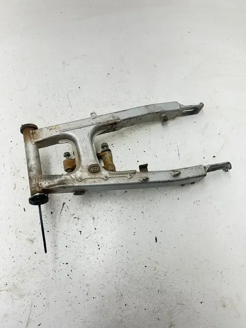 94 1994 Honda XR80R Xr 80 r OEM GOOD! Swing Arm Swingarm Suspension Dog Bone