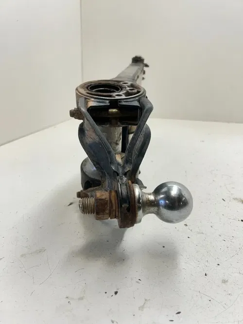 96 1996 Polaris Sportsman 400 2 Stroke 4x4 OEM Swingarm Swing Arm Axle Carrier
