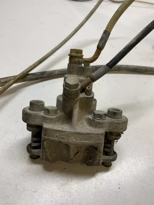 2006 06 Polaris Sportsman 500 H.O. 4x4 Front Rear Back Brake Caliper Line Master