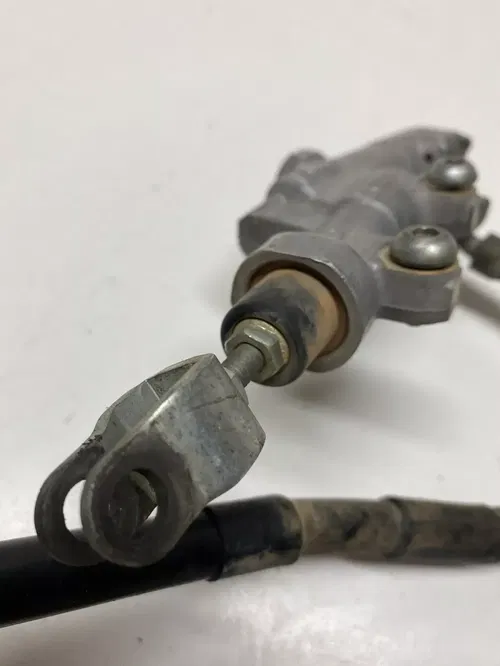 2006 06 Yamaha WR450F wr 450 F GOOD WORKING Back Rear Brake Caliper Line Master