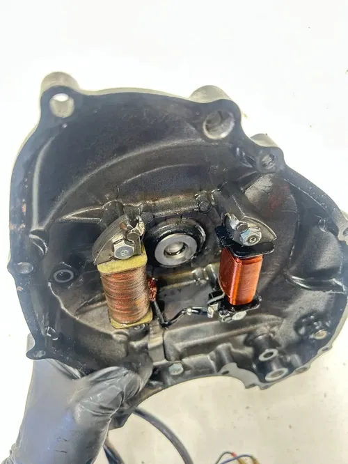 82 1982 Honda XR500R Xr 500 r OEM TESTED! Stater Cover Case Ignition Magneto