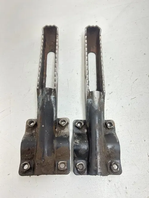 86 1986 Honda Fourtrax TRX200SX Trx 200 Sx OEM Foot Pegs Footpegs Mount Left Rig