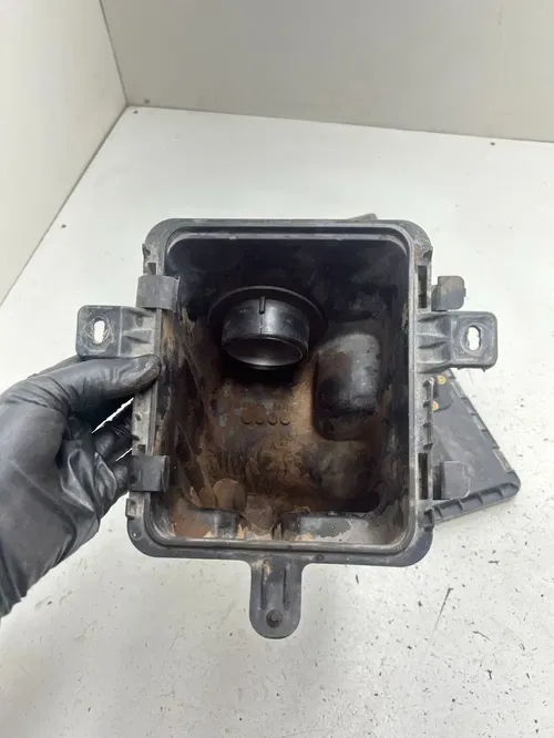 03 2003 Polaris Trailblazer 250 2x4 OEM Airbox Air Box Intake Mount Lid Tube