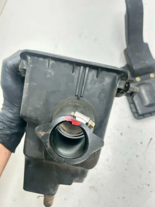 03 2003 Polaris Trailblazer 250 2x4 OEM Airbox Air Box Intake Mount Lid Tube