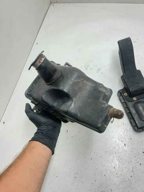 03 2003 Polaris Trailblazer 250 2x4 OEM Airbox Air Box Intake Mount Lid Tube