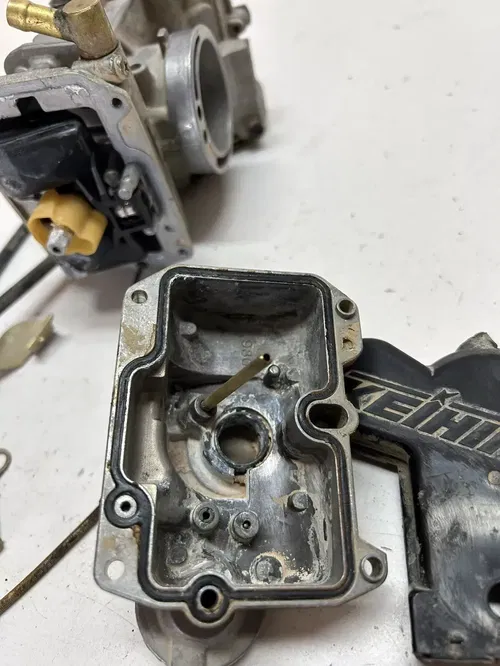 2004 04 HONDA CRF250R crf 250 r OEM carb carburetor NEEDS CLEANED/REBUILT #2