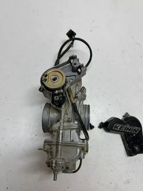 2004 04 HONDA CRF250R crf 250 r OEM carb carburetor NEEDS CLEANED/REBUILT #2