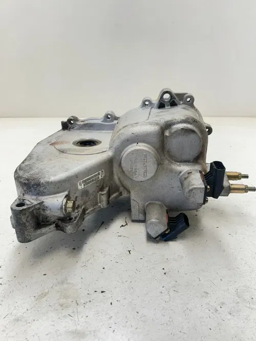 2000 Polaris Magnum 325 4x4 OEM Trans Transmission Gear Case READ