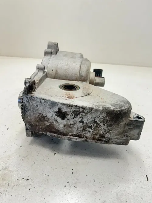 2000 Polaris Magnum 325 4x4 OEM Trans Transmission Gear Case READ