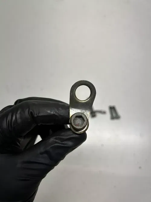1982 82 HARLEY SHOVELHEAD LOWRIDER STURGIS FXB Fender Mount Bolt Hook READ DESC