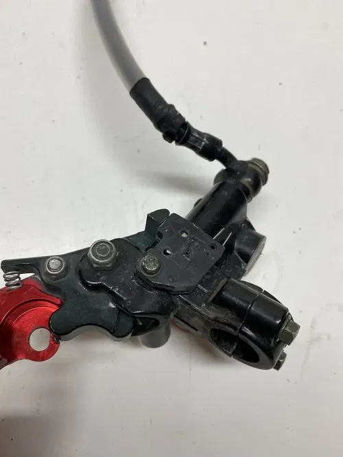 2005 05 Honda CRF250R crf250r WORKING Front Brake Caliper Line Master