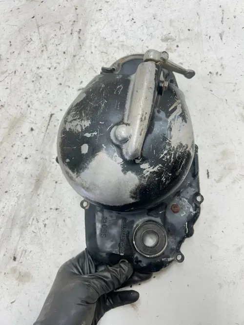 81 1981 Suzuki TS250 Ts 250 OEM GOOD Clutch Cover Right Side Engine Motor