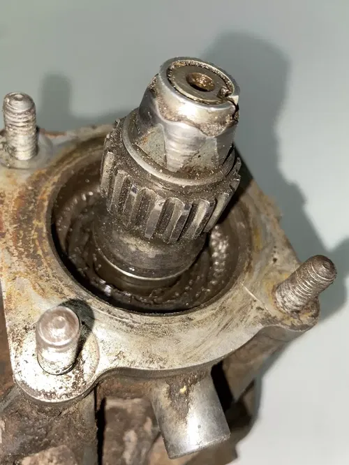 1995 95 Kawasaki Bayou 220 Rear Back Differential Diff Gearbox Assmebly