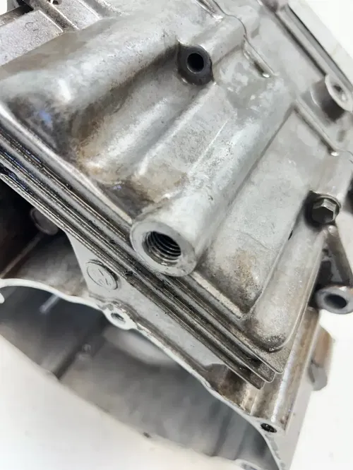 01 2001 Yamaha TTR125 Ttr 125 OEM Crankcase Cases Engine Motor Clutch Cover READ